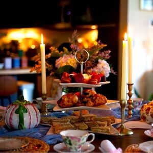 Meet your Posher, Anushka